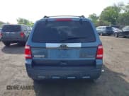 ✅ 2011 Ford Escape Hybrid • VIN: 1FMCU4K38BKC60181 • Lot: 42330726. Wystawiony na IAAI z przebiegiem 209 390 mil. Bezpłatny archiwum sprzedaży aukcyjnych z USA i szczegółowy raport historii pojazdu na DreamBid. Zdjęcie 17.