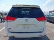 ✅ 2013 Toyota Sienna XLE AAS • VIN: 5TDYK3DC5DS327564 • Lot: 42822134. Listed on IAAI with Not provided. Free auction sales archive from the USA and detailed vehicle history report at DreamBid. Image 16.