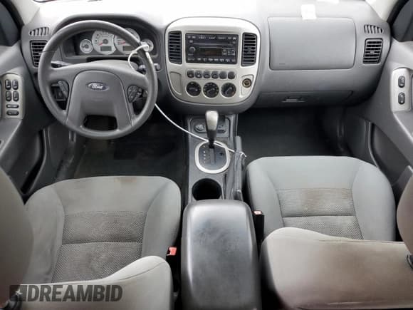 ✅ 2007 Ford Escape Hybrid • VIN: 1FMYU49H67KA35000 • Lot: 80333455. Listed on Copart with 152,640 mi. Free auction sales archive from the USA and detailed vehicle history report at DreamBid. Image 8.
