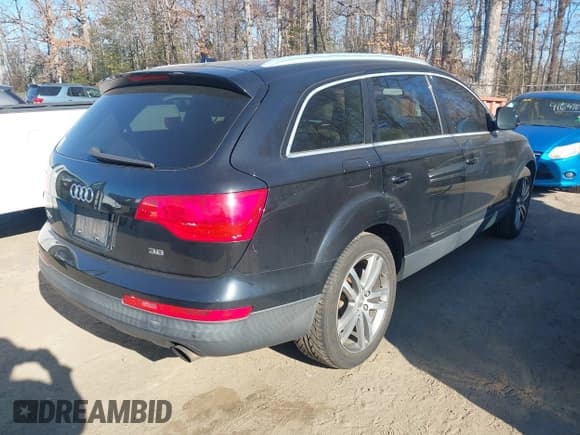 ✅ 2009 Audi Q7 Premium Plus • VIN: WA1AY74LX9D016829 • Lot: 41636498. Listed on IAAI with 220,250 mi. Free auction sales archive from the USA and detailed vehicle history report at DreamBid. Image 4.