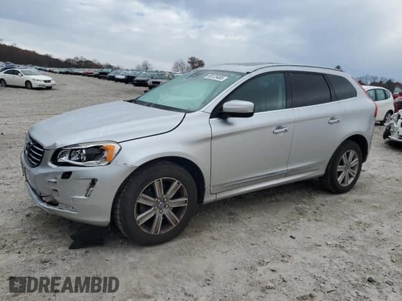 ✅ 2017 Volvo XC60 Inscription • VIN: YV440MRUXH2012801 • Лот: 90123485. Опубликован ранее на Copart с пробегом 104 773 миль. Бесплатный доступ к архиву аукционных продаж из США и подробный отчёт об истории автомобиля на DreamBid. Изображение 1.