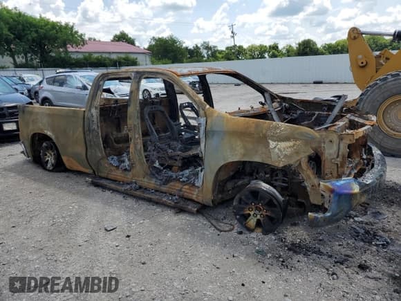 ✅ 2019 Chevrolet Silverado 1500 LT • VIN: 1GCRYDED2KZ232598 • Lot: 61571915. Wystawiony na Copart z przebiegiem Nie podano. Bezpłatny archiwum sprzedaży aukcyjnych z USA i szczegółowy raport historii pojazdu na DreamBid. Zdjęcie 4.