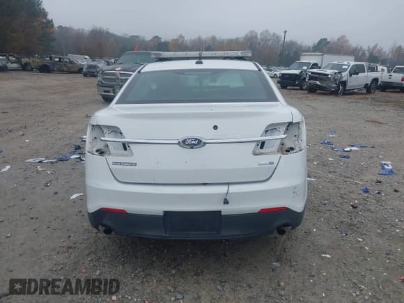 ✅ 2017 Ford Police Interceptor • VIN: 1FAHP2MK5HG105647 • Lot: 43706914. Listed on IAAI with Not provided. Free auction sales archive from the USA and detailed vehicle history report at DreamBid. Image 15.