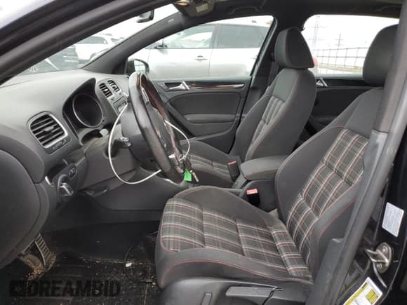 ✅ 2010 Volkswagen Golf GTI • VIN: WVWHV7AJ5AW182930 • Лот: 72820464. Опубликован ранее на Copart с пробегом 102 681 миль. Бесплатный доступ к архиву аукционных продаж из США и подробный отчёт об истории автомобиля на DreamBid. Изображение 7.