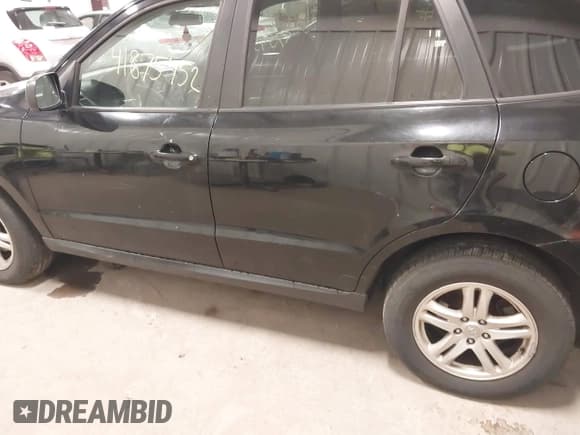 ✅ 2012 Hyundai Santa Fe GLS • VIN: 5XYZGDAG5CG169130 • Lot: 41875452. Listed on IAAI with 139,621 mi. Free auction sales archive from the USA and detailed vehicle history report at DreamBid. Image 6.