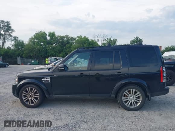 ✅ 2014 Land Rover LR4 Lux • VIN: SALAK2V68EA702892 • Лот: 42820853. Опубликован ранее на IAAI с пробегом 116 492 миль. Бесплатный доступ к архиву аукционных продаж из США и подробный отчёт об истории автомобиля на DreamBid. Изображение 14.