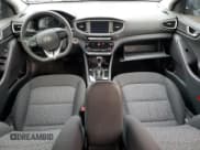 ✅ 2019 Hyundai Ioniq Blue • VIN: KMHC65LC0KU109564 • Lot: 88425585. Wystawiony na Copart z przebiegiem 52 119 mil. Bezpłatny archiwum sprzedaży aukcyjnych z USA i szczegółowy raport historii pojazdu na DreamBid. Zdjęcie 8.