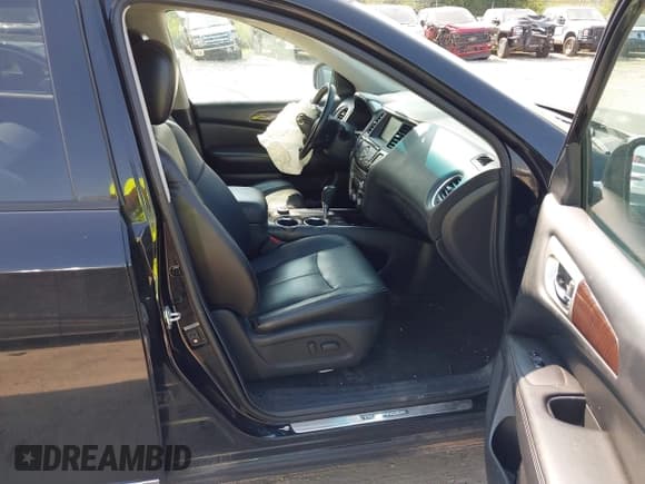 ✅ 2013 Nissan Pathfinder SV • VIN: 5N1AR2MM0DC659392 • Лот: 42937431. Опубликован ранее на IAAI с пробегом 225 518 миль. Бесплатный доступ к архиву аукционных продаж из США и подробный отчёт об истории автомобиля на DreamBid. Изображение 5.