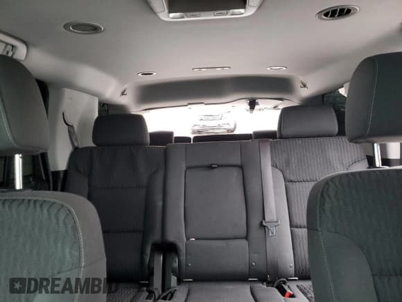 ✅ 2015 Chevrolet Tahoe LS • VIN: 1GNSKAEC9FR533813 • Lot: 82454825. Wystawiony na Copart z przebiegiem 97 157 mil. Bezpłatny archiwum sprzedaży aukcyjnych z USA i szczegółowy raport historii pojazdu na DreamBid. Zdjęcie 10.