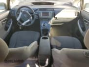 ✅ 2012 Toyota Prius • VIN: JTDKN3DPXC3027938 • Lot: 90132205. Wystawiony na Copart z przebiegiem 211 477 mil. Bezpłatny archiwum sprzedaży aukcyjnych z USA i szczegółowy raport historii pojazdu na DreamBid. Zdjęcie 8.