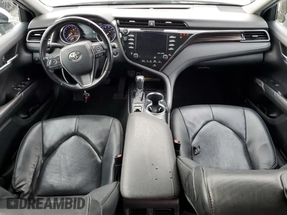 ✅ 2020 Toyota Camry XLE • VIN: 4T1F11AK6LU301037 • Lot: 92397145. Listed on Copart with 150,501 mi. Free auction sales archive from the USA and detailed vehicle history report at DreamBid. Image 8.
