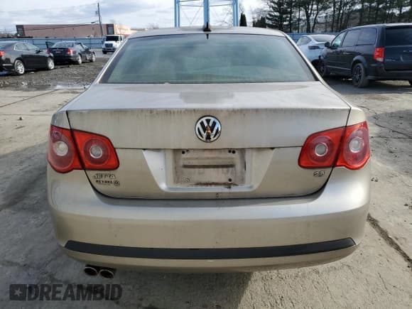 ✅ 2005 Volkswagen Jetta 2.5L • VIN: 3VWDF71K35M602840 • Lot: 43757285. Listed on Copart with Not provided. Free auction sales archive from the USA and detailed vehicle history report at DreamBid. Image 6.