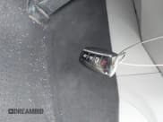 ✅ 2016 Hyundai Genesis 3.8L • VIN: KMHGN4JE6GU140327 • Lot: 41623499. Wystawiony na IAAI z przebiegiem 72 942 mil. Bezpłatny archiwum sprzedaży aukcyjnych z USA i szczegółowy raport historii pojazdu na DreamBid. Zdjęcie 11.