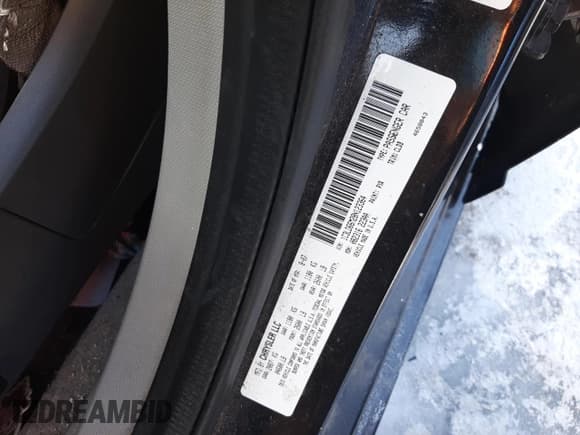 ✅ 2008 Chrysler Sebring • VIN: 1C3LD66M28N123364 • Лот: 87722845. Опубликован ранее на Copart с пробегом 175 983 миль. Бесплатный доступ к архиву аукционных продаж из США и подробный отчёт об истории автомобиля на DreamBid. Изображение 12.