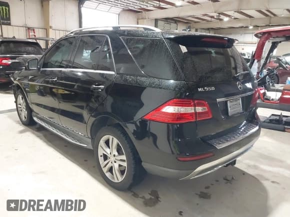 ✅ 2015 Mercedes-Benz M 350 • VIN: 4JGDA5HB6FA502253 • Лот: 43555376. Опубликован ранее на IAAI с пробегом 123 992 миль. Бесплатный доступ к архиву аукционных продаж из США и подробный отчёт об истории автомобиля на DreamBid. Изображение 3.