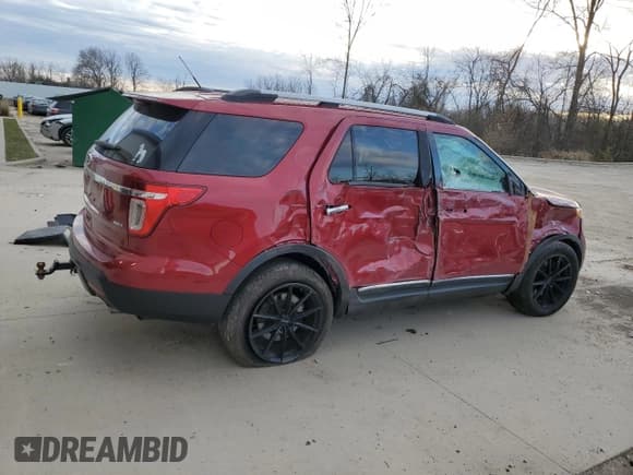 ✅ 2014 Ford Explorer XLT • VIN: 1FM5K8D85EGA21905 • Лот: 92513735. Опубликован ранее на Copart с пробегом 142 606 миль. Бесплатный доступ к архиву аукционных продаж из США и подробный отчёт об истории автомобиля на DreamBid. Изображение 3.