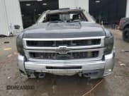 ✅ 2007 Chevrolet Silverado 2500HD LTZ • VIN: 1GCHK23637F512996 • Lot: 46465715. Wystawiony na Copart z przebiegiem 420 732 mil. Bezpłatny archiwum sprzedaży aukcyjnych z USA i szczegółowy raport historii pojazdu na DreamBid. Zdjęcie 5.