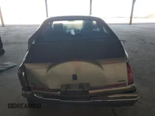 ✅ 1987 Lincoln Mark VII LSC • VIN: 1LNBM93M7HY658326 • Lot: 82710465. Wystawiony na Copart z przebiegiem 64 272 mil. Bezpłatny archiwum sprzedaży aukcyjnych z USA i szczegółowy raport historii pojazdu na DreamBid. Zdjęcie 6.