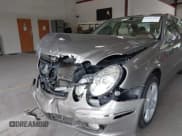 ✅ 2009 Mercedes-Benz E 350 Luxury • VIN: WDBUF87XX9B414615 • Lot: 42856107. Wystawiony na IAAI z przebiegiem Nie podano. Bezpłatny archiwum sprzedaży aukcyjnych z USA i szczegółowy raport historii pojazdu na DreamBid. Zdjęcie 14.