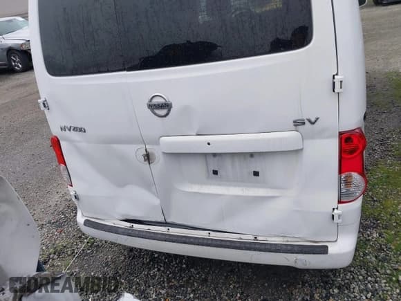 ✅ 2018 Nissan NV200 S • VIN: 3N6CM0KNXJK704580 • Lot: 40920035. Listed on IAAI with 75,635 mi. Free auction sales archive from the USA and detailed vehicle history report at DreamBid. Image 17.