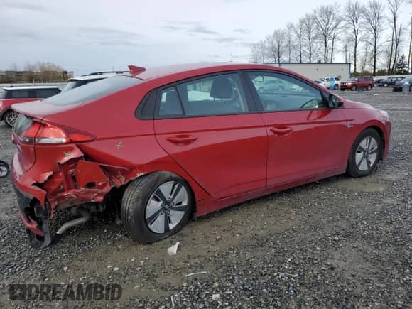 2019 Hyundai Ioniq Blue с VIN KMHC65LC2KU169135, выставлен на аукционе Copart как лот 76619504 с пробегом 110 448 миль миль и Списание • Salvage title. История ставок и продаж доступна на DreamBid. Изображение 3.