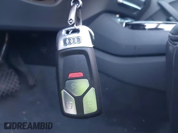 ✅ 2023 Audi Q5 Premium • VIN: WA1ABAFY9P2084975 • Lot: 41302774. Listed on IAAI with 40,203 mi. Free auction sales archive from the USA and detailed vehicle history report at DreamBid. Image 11.