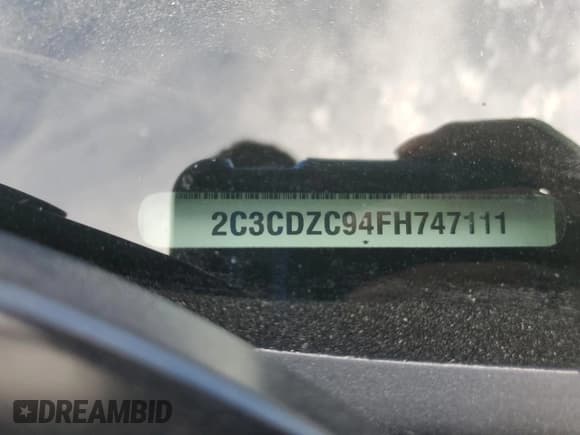 ✅ 2015 Dodge Challenger SRT Hellcat • VIN: 2C3CDZC94FH747111 • Lot: 86049405. Wystawiony na Copart z przebiegiem 47 751 mil. Bezpłatny archiwum sprzedaży aukcyjnych z USA i szczegółowy raport historii pojazdu na DreamBid. Zdjęcie 12.