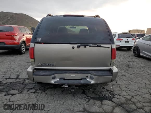 ✅ 2004 Chevrolet Blazer LS • VIN: 1GNDT13X34K148670 • Lot: 44439845. Wystawiony na Copart z przebiegiem 196 344 mil. Bezpłatny archiwum sprzedaży aukcyjnych z USA i szczegółowy raport historii pojazdu na DreamBid. Zdjęcie 6.