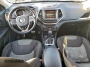 ✅ 2014 Jeep Cherokee Latitude • VIN: 1C4PJMCS4EW309099 • Lot: 94915305. Listed on Copart with 138,612 mi. Free auction sales archive from the USA and detailed vehicle history report at DreamBid. Image 8.