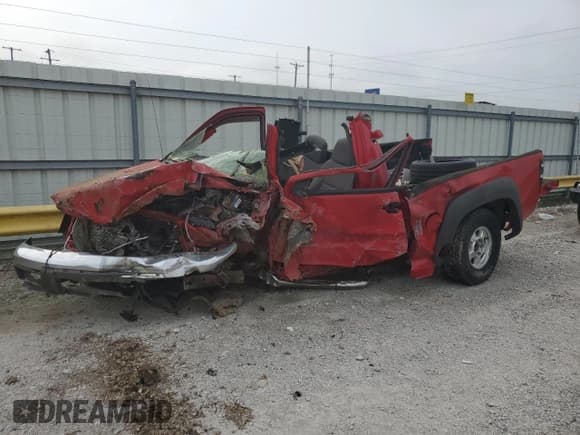 ✅ 2004 Chevrolet Colorado 1LT • VIN: 1GCDT146248150258 • Лот: 64206664. Опубликован ранее на Copart с пробегом Не указан. Бесплатный доступ к архиву аукционных продаж из США и подробный отчёт об истории автомобиля на DreamBid. Изображение 1.