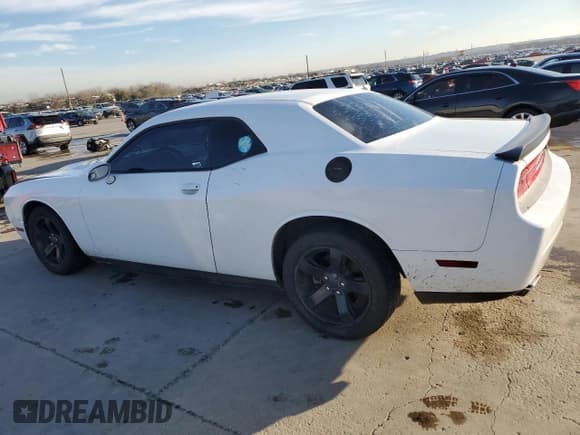 ✅ 2014 Dodge Challenger Rallye Redline • VIN: 2C3CDYAGXEH152984 • Lot: 86297854. Wystawiony na Copart z przebiegiem 205 391 mil. Bezpłatny archiwum sprzedaży aukcyjnych z USA i szczegółowy raport historii pojazdu na DreamBid. Zdjęcie 2.