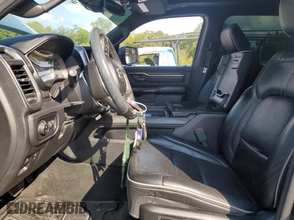 ✅ 2020 Ram 1500 Limited • VIN: 1C6RREHT3LN221972 • Lot: 82046115. Listed on Copart with 86,145 mi. Free auction sales archive from the USA and detailed vehicle history report at DreamBid. Image 7.