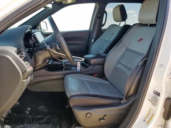 ✅ 2023 Dodge Durango GT • VIN: 1C4RDHDG9PC635955 • Lot: 66575715. Wystawiony na Copart z przebiegiem 50 482 mil. Bezpłatny archiwum sprzedaży aukcyjnych z USA i szczegółowy raport historii pojazdu na DreamBid. Zdjęcie 7.