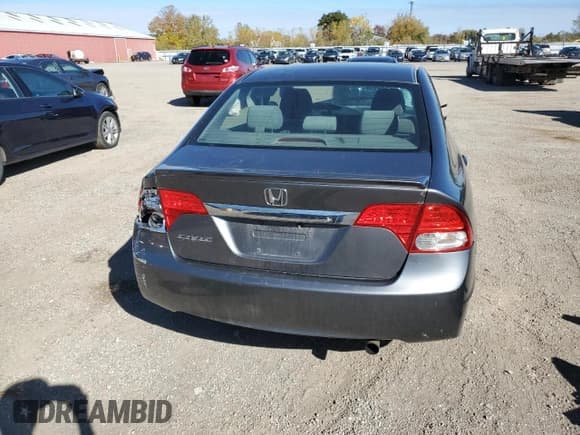 ✅ 2009 Honda Civic DX-G • VIN: 2HGFA16449H112253 • Lot: 86426055. Listed on Copart with 328,960 mi. Free auction sales archive from the USA and detailed vehicle history report at DreamBid. Image 6.