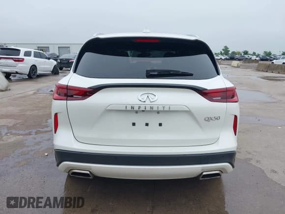 ✅ 2022 Infiniti QX50 Luxe • VIN: 3PCAJ5BA1NF107507 • Лот: 42170015. Опубликован ранее на IAAI с пробегом 27 859 миль. Бесплатный доступ к архиву аукционных продаж из США и подробный отчёт об истории автомобиля на DreamBid. Изображение 16.