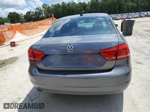 ✅ 2012 Volkswagen Passat SE • VIN: 1VWBH7A31CC049372 • Лот: 68421595. Опубликован ранее на Copart с пробегом 113 545 миль. Бесплатный доступ к архиву аукционных продаж из США и подробный отчёт об истории автомобиля на DreamBid. Изображение 6.