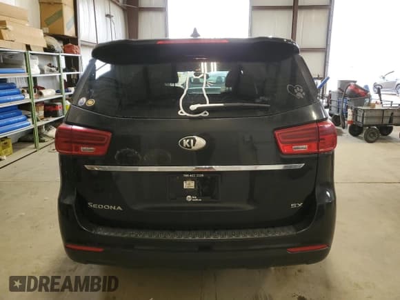 ✅ 2019 Kia Sedona EX • VIN: KNDMC5C17K6542965 • Lot: 61007564. Wystawiony na Copart z przebiegiem 124 323 mil. Bezpłatny archiwum sprzedaży aukcyjnych z USA i szczegółowy raport historii pojazdu na DreamBid. Zdjęcie 6.