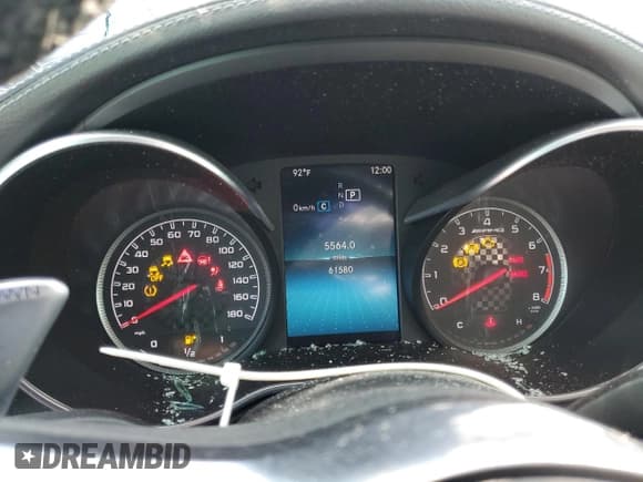 ✅ 2019 Mercedes-Benz C 43 AMG • VIN: 55SWF6EB5KU305258 • Lot: 70148425. Wystawiony na Copart z przebiegiem 61 580 mil. Bezpłatny archiwum sprzedaży aukcyjnych z USA i szczegółowy raport historii pojazdu na DreamBid. Zdjęcie 9.