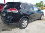 ✅ 2015 Nissan Rogue S • VIN: KNMAT2MV6FP583476 • Lot: 43128700. Wystawiony na IAAI z przebiegiem 130 380 mil. Bezpłatny archiwum sprzedaży aukcyjnych z USA i szczegółowy raport historii pojazdu na DreamBid. Zdjęcie 4.