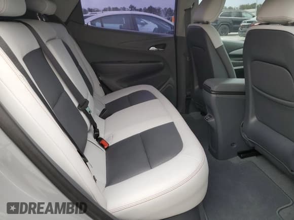 ✅ 2020 Chevrolet Bolt EV Premier • VIN: 1G1FZ6S04L4138033 • Lot: 88028435. Wystawiony na Copart z przebiegiem 15 015 mil. Bezpłatny archiwum sprzedaży aukcyjnych z USA i szczegółowy raport historii pojazdu na DreamBid. Zdjęcie 10.