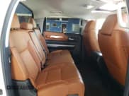 ✅ 2021 Toyota Tundra Platinum • VIN: 5TFGY5F10MX285557 • Lot: 74017804. Wystawiony na Copart z przebiegiem 40 632 mil. Bezpłatny archiwum sprzedaży aukcyjnych z USA i szczegółowy raport historii pojazdu na DreamBid. Zdjęcie 10.