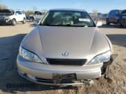 ✅ 1998 Lexus ES 300 • VIN: JT8BF28G0W5020196 • Lot: 91077155. Listed on Copart with 111,743 mi. Free auction sales archive from the USA and detailed vehicle history report at DreamBid. Image 5.