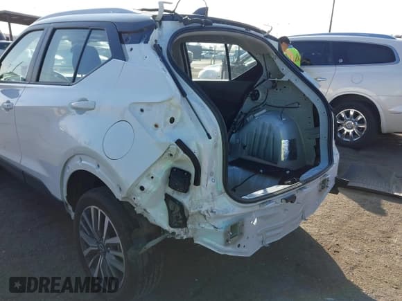 ✅ 2024 Nissan Kicks SV • VIN: 3N1CP5CV3RL528194 • Lot: 43508435. Wystawiony na IAAI z przebiegiem 52 514 mil. Bezpłatny archiwum sprzedaży aukcyjnych z USA i szczegółowy raport historii pojazdu na DreamBid. Zdjęcie 6.