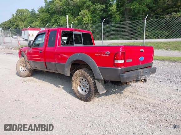 ✅ 2006 Ford Ranger XLT • VIN: 1FTZR45E86PA08386 • Lot: 42471044. Listed on IAAI with 165,153 mi. Free auction sales archive from the USA and detailed vehicle history report at DreamBid. Image 3.
