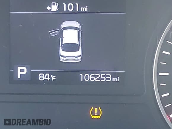 ✅ 2019 Kia Optima LX • VIN: 5XXGT4L30KG292558 • Lot: 43227058. Wystawiony na IAAI z przebiegiem 106 253 mil. Bezpłatny archiwum sprzedaży aukcyjnych z USA i szczegółowy raport historii pojazdu na DreamBid. Zdjęcie 15.