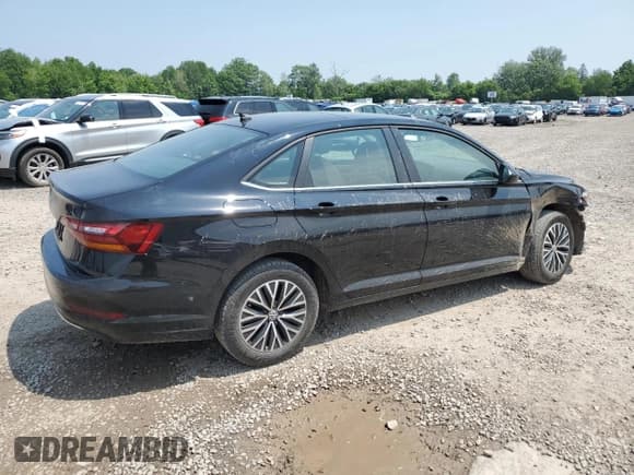 ✅ 2019 Volkswagen Jetta S • VIN: 3VWC57BU6KM203494 • Lot: 60311595. Listed on Copart with 100,407 mi. Free auction sales archive from the USA and detailed vehicle history report at DreamBid. Image 3.