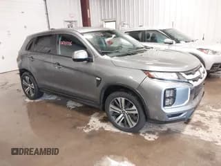 ✅ 2022 Mitsubishi Outlander ES • VIN: JA4ARUAU8NU004522 • Lot: 43643726. Wystawiony na IAAI z przebiegiem 38 159 mil. Bezpłatny archiwum sprzedaży aukcyjnych z USA i szczegółowy raport historii pojazdu na DreamBid. Zdjęcie 1.