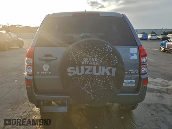 ✅ 2008 Suzuki Grand Vitara w/Spare & Cargo Covers • VIN: JS3TD941584100075 • Lot: 95678105. Listed on Copart with 205,620 mi. Free auction sales archive from the USA and detailed vehicle history report at DreamBid. Image 6.