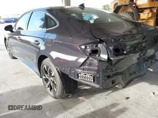 2024 Hyundai Sonata SEL с VIN KMHL64JA7RA381410, выставлен на аукционе IAAI как лот 43298979 с пробегом 5 768 миль миль и . История ставок и продаж доступна на DreamBid. Изображение 3.