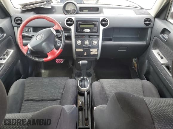 ✅ 2004 Scion xB • VIN: JTLKT324140157760 • Лот: 56141685. Опубликован ранее на Copart с пробегом 98 340 миль. Бесплатный доступ к архиву аукционных продаж из США и подробный отчёт об истории автомобиля на DreamBid. Изображение 8.